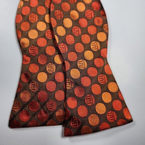 Lee Allison Bow Tie Men's 100% Silk Tie The Original Adjustable Orange Circles - Picture 2 of 9